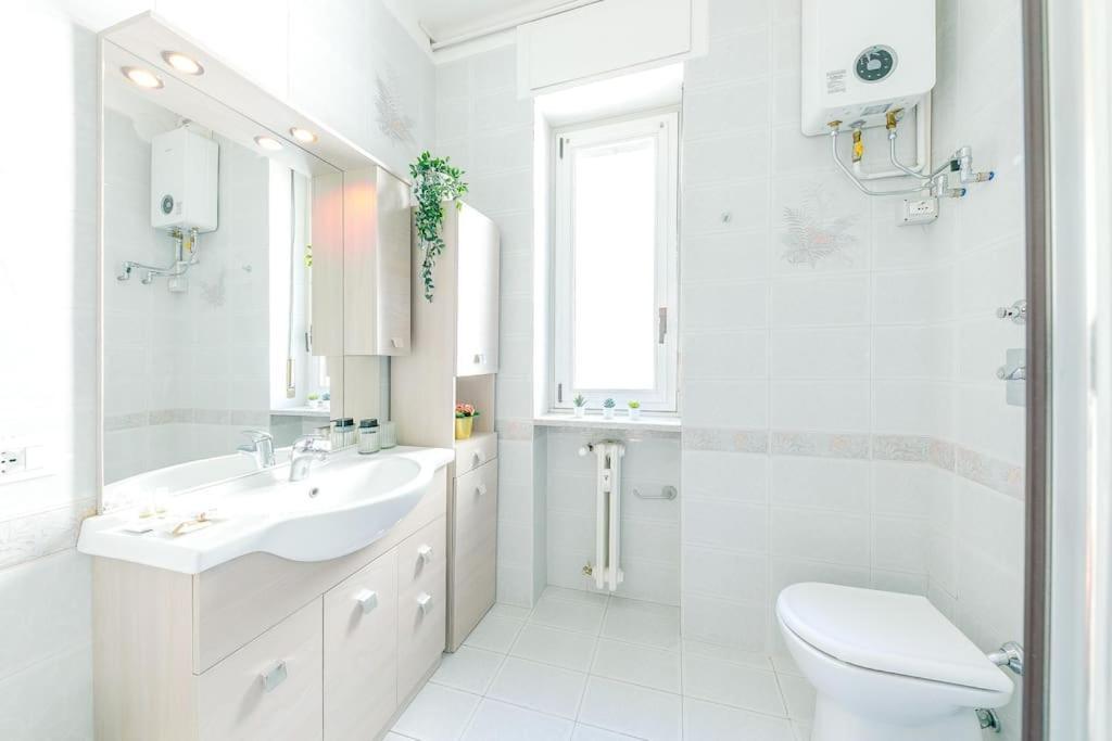 Navigli - Downtown - Duomo Spacious Two Bedroom Apartment - Close To Metro - Ac - Wi-Fi Milán Exteriér fotografie